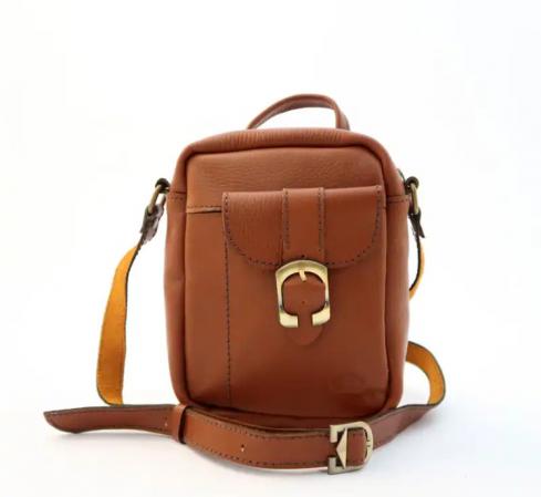 خریدار کیف زنانه چرم ارزان در مشهد